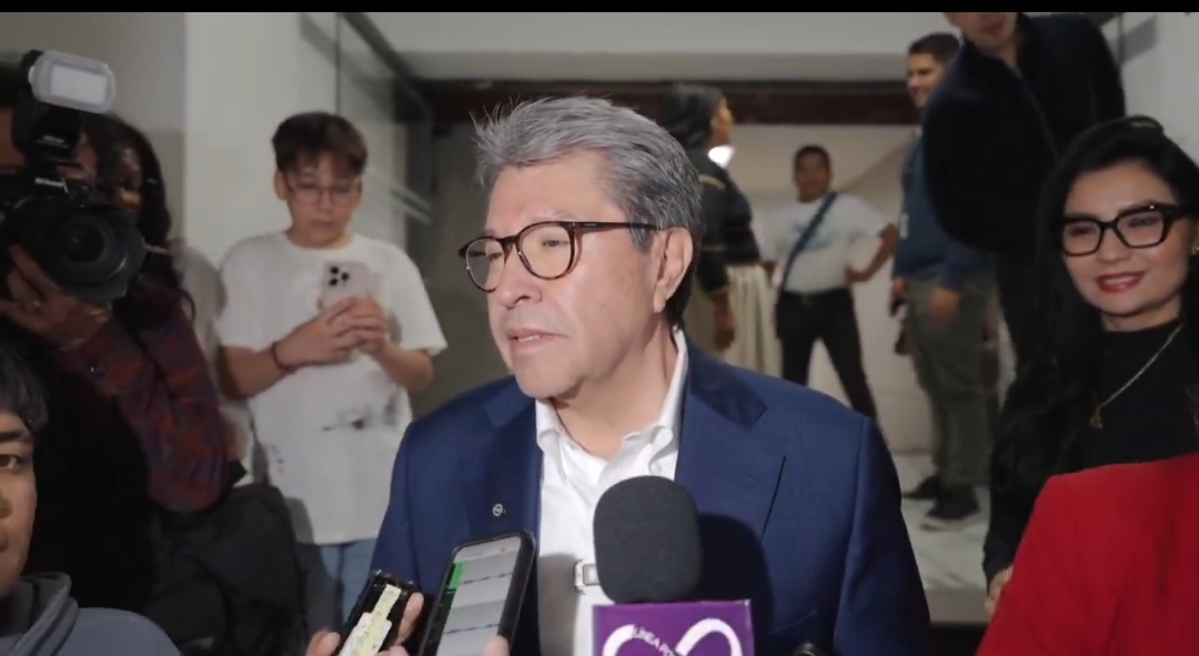Capacitación, oportunidad para que servidoras públicas en Cámara puedan desarrollarse: Monreal