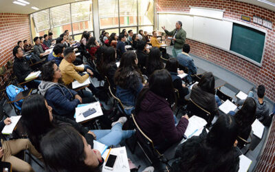 Inician clases estudiantes que cursan licenciatura o posgrado en UNAM