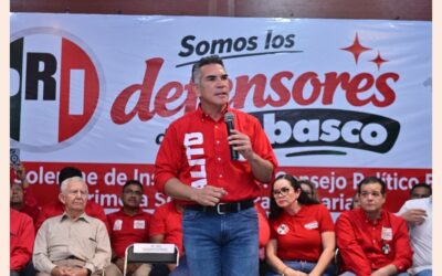 Toma protesta Alito a los defensores de Tabasco
