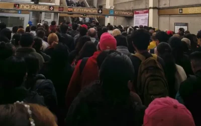 Colapsa Línea 12 del Metro por servicio parcial en estaciones